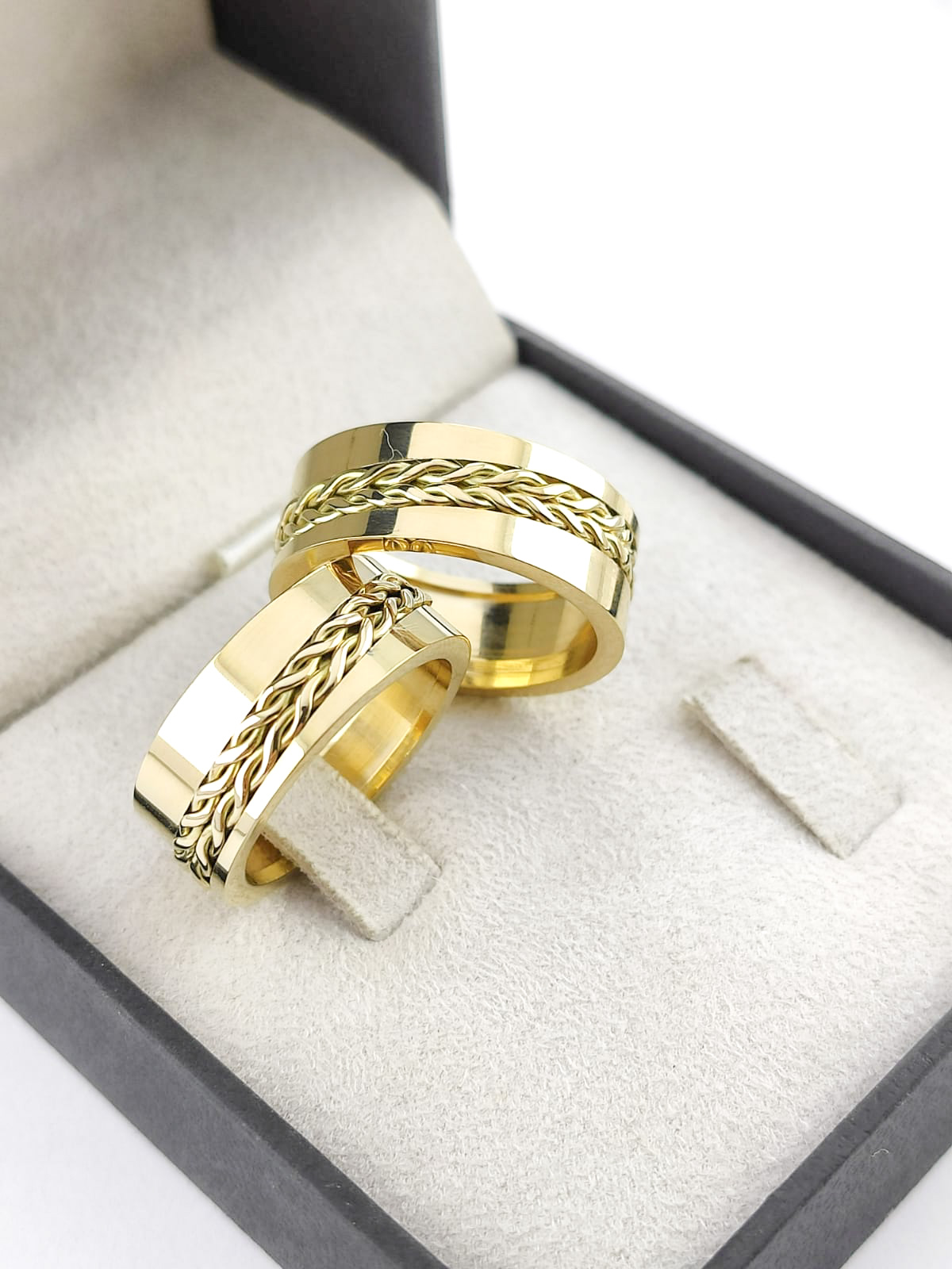 Aliança masculina larga Ouro 18k 10mm - Modelo EP32 - Vista frontal mostrando robustez