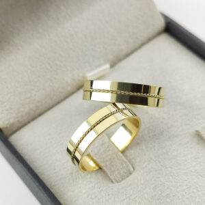Aliança clássica Ouro 18k 5mm - Modelo EP38 - Elegância simples e atemporal